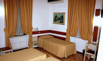 Piccolo 3* Mailand